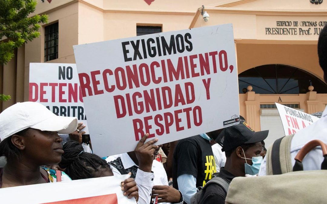 El Movimiento Reconocido protestó frente al Palacio Nacional contra la desnacionalización a once años de la sentencia racista 168-13